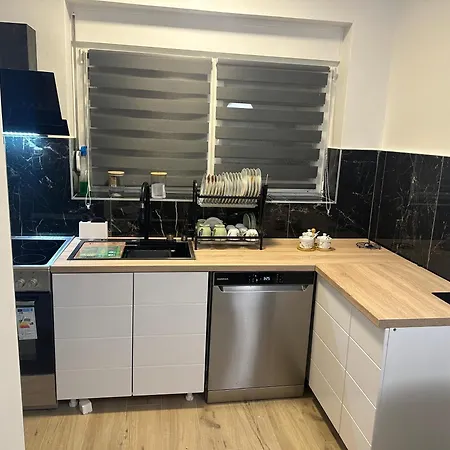 Stan Na Dan Dyda Apartment Novi Banovci